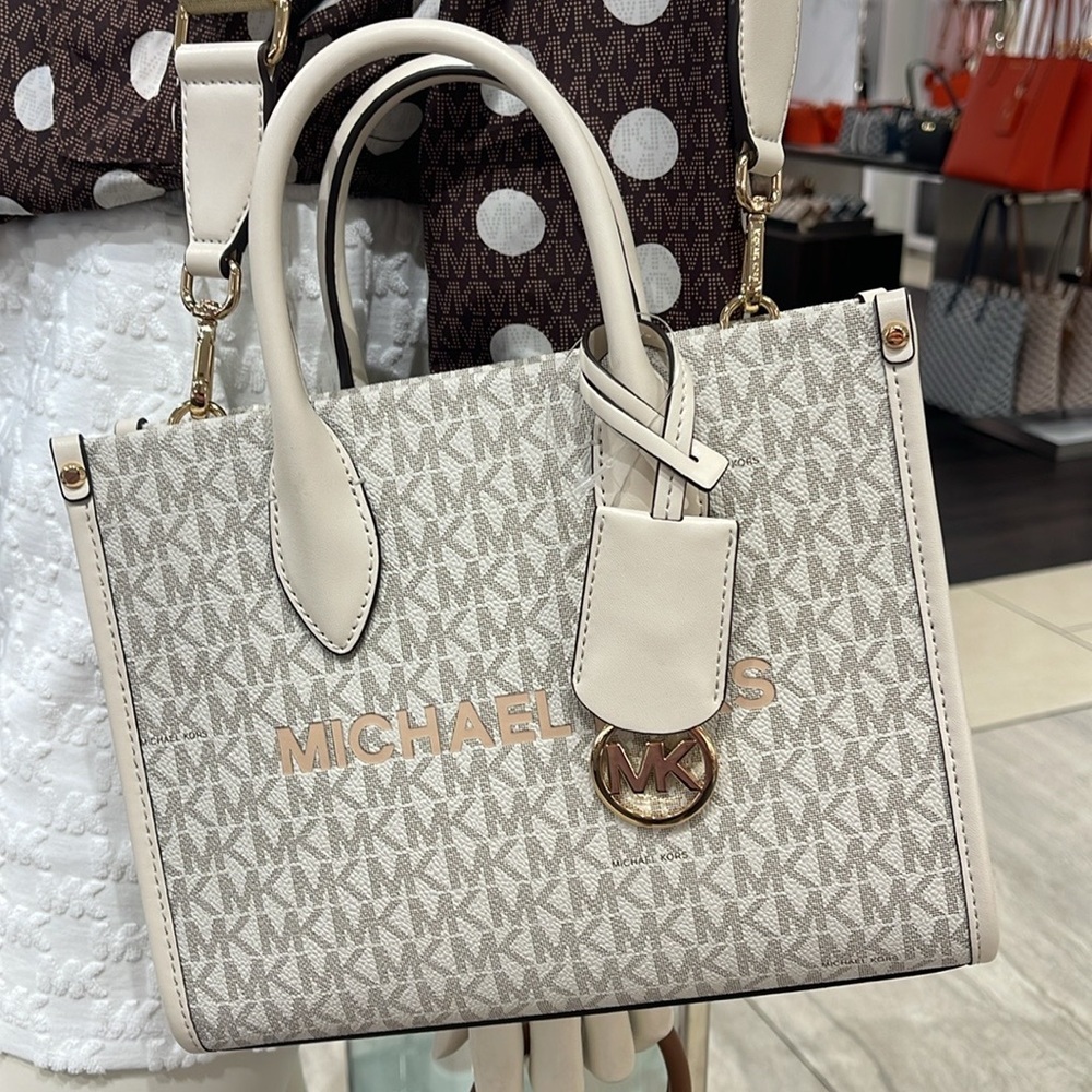 Michael Kors Mirella Small Signature Logo Crossbody Shopper TZ XBODY Bag
LT CRM - Picture 7 of 16